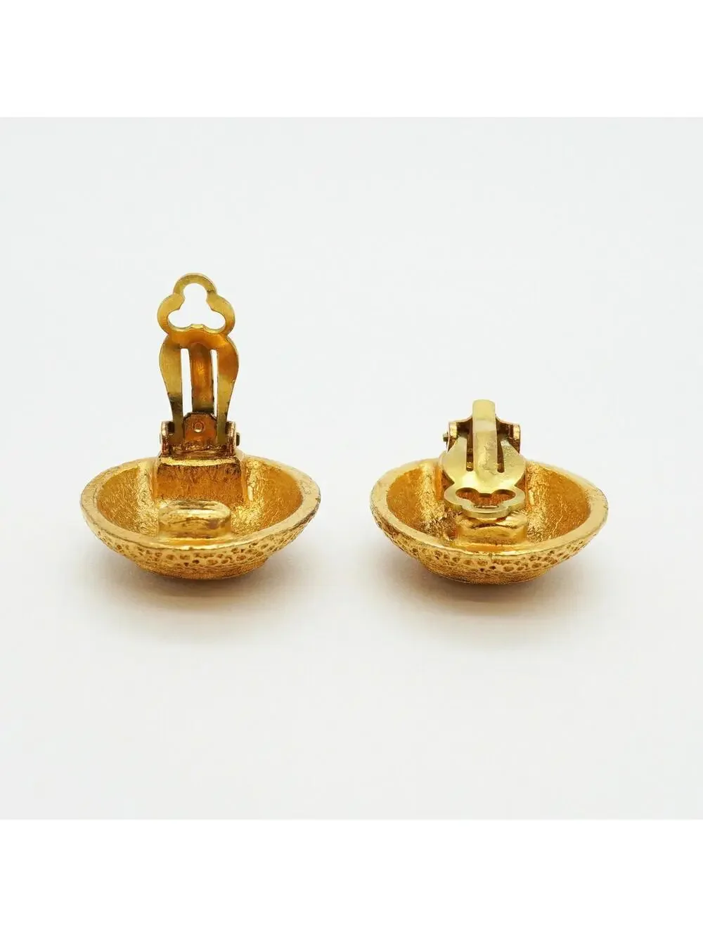 Chanel Cc Logo Circle Clip-On Earrings #357852C62B